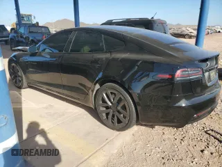 2022 Tesla Model S z VIN 5YJSA1E51NF474743, wystawiony jako Copart lot #87316374 z przebiegiem Nie podano mil oraz Szkoda całkowita • Salvage title. Historia ofert i sprzedaży dostępna na DreamBid. Obrazek 2.