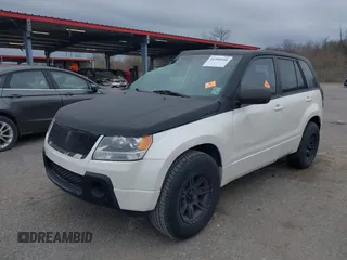 2006 Suzuki Grand Vitara z VIN JS3TE941064100737, wystawiony jako IAAI lot #41598940 z przebiegiem Nie podano mil oraz . Historia ofert i sprzedaży dostępna na DreamBid. Obrazek 2.