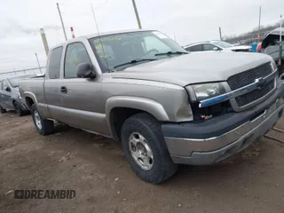 2003 Chevrolet Silverado 1500 LT with VIN 1GCEK19T33E268065, listed as a IAAI auction lot 41838254 with 247,179 mi miles. Bid and sale history available at carsss.com. Image 1.