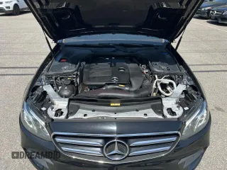 2020 Mercedes-Benz E 350 with VIN W1KZF8DBXLA841120, listed as a Copart auction lot 55361315 with 118,655 mi miles and Clean Title. Bid and sale history available at DreamBid. Image 8.