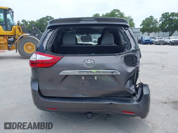 2017 Toyota Sienna XLE z VIN 5TDDZ3DC6HS147381, wystawiony jako IAAI lot #42340349 z przebiegiem 137 246 mil mil oraz . Historia ofert i sprzedaży dostępna na DreamBid. Obrazek 16.