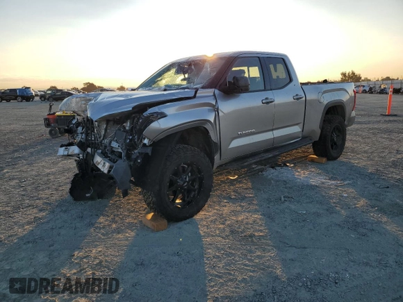 2023 Toyota Tundra 2WD SR5 with VIN 5TFLA5AA1PX020306, listed as a Copart auction lot 70148294 with 23,304 mi miles and Salvage Title. Bid and sale history available at carsss.com. Image 1.