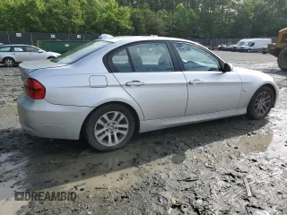 2007 BMW 3 Series 328i with VIN WBAVA33527KX72622, listed as a Copart auction lot 56198505 with 220,384 mi miles and Salvage title. Bid and sale history available at DreamBid. Image 3.