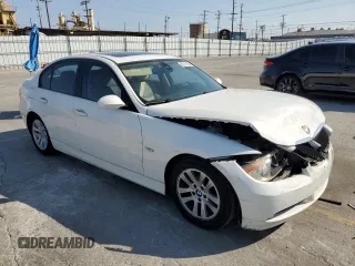 2007 BMW 3 Series 328i with VIN WBAVC53527FZ74813, listed as a Copart auction lot 62311675 with 159,332 mi miles and Salvage title. Bid and sale history available at DreamBid. Image 4.