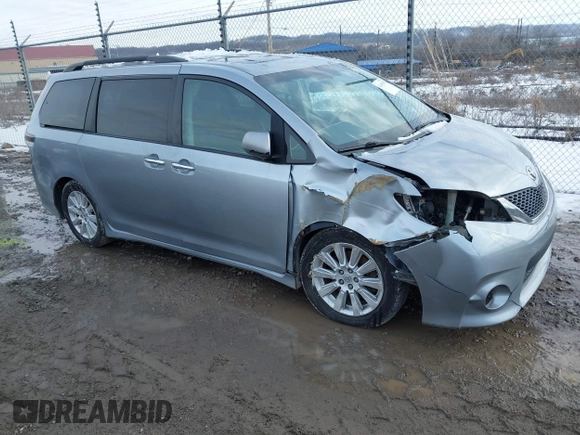 2013 Toyota Sienna SE with VIN 5TDXK3DC0DS354540, listed as a IAAI auction lot 41445501 with 238,814 mi miles and . Bid and sale history available at DreamBid. Image 1.