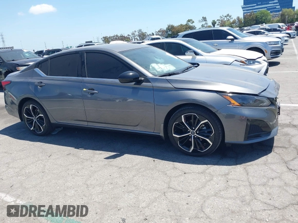 2024 Nissan Altima SR with VIN 1N4BL4CV6RN377307, listed as a IAAI auction lot 42229384 with 8,117 mi miles and . Bid and sale history available at DreamBid. Image 14.