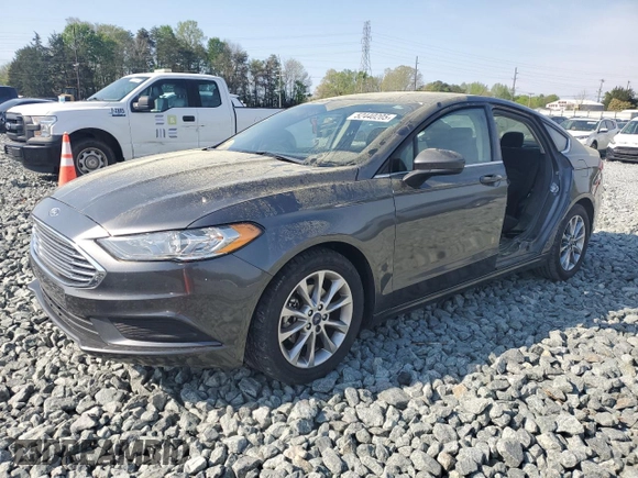 2017 Ford Fusion SE with VIN 3FA6P0HD8HR281415, listed as a Copart auction lot 52440205 with 130,171 mi miles and Salvage Title. Bid and sale history available at carsss.com. Image 1.