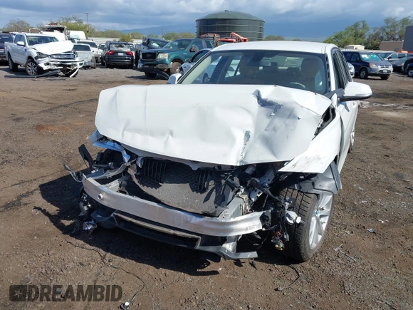 2016 BMW 3 Series 320i z VIN WBA8A9C51GK617592, wystawiony jako IAAI lot #41550528 z przebiegiem Nie podano mil oraz . Historia ofert i sprzedaży dostępna na DreamBid. Obrazek 6.