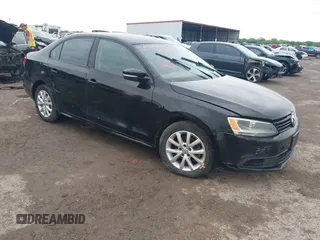 2011 Volkswagen Jetta SE z VIN 3VWDX7AJXBM316404, wystawiony jako IAAI lot #42114034 z przebiegiem 193 249 mil mil oraz . Historia ofert i sprzedaży dostępna na DreamBid. Obrazek 1.