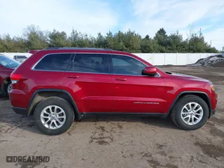 2015 Jeep Grand Cherokee Altitude with VIN 1C4RJFAG4FC626130, listed as a IAAI auction lot 41405767 with 131,069 mi miles. Bid and sale history available at carsss.com. Image 14.