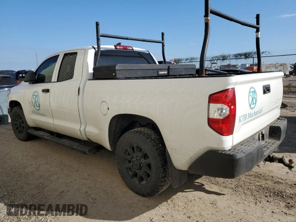 2020 Toyota Tundra 2WD SR with VIN 5TFRY5F17LX269198, listed as a Copart auction lot 86272734 with 159,851 mi miles and Salvage Title. Bid and sale history available at carsss.com. Image 2.