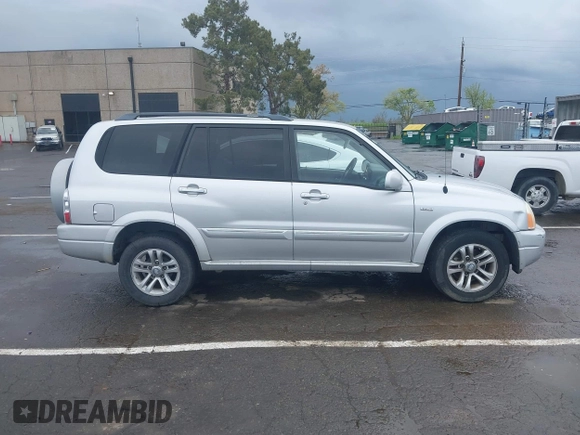 2006 Suzuki XL-7 LX with VIN JS3TX92V164107552, listed as a IAAI auction lot 41934757 with 158,985 mi miles. Bid and sale history available at carsss.com. Image 13.