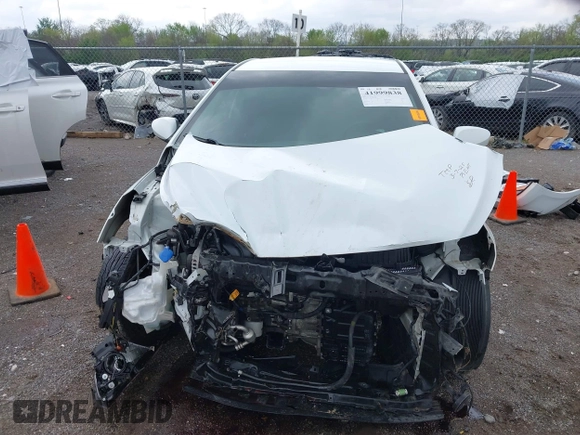 2017 Hyundai Accent SE with VIN KMHCT4AE6HU351954, listed as a IAAI auction lot 41999838 with 111,850 mi miles and . Bid and sale history available at carsss.com. Image 13.