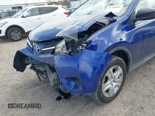 2015 Toyota RAV4 LE z VIN 2T3BFREV2FW277169, wystawiony jako IAAI lot #41781005 z przebiegiem 137 243 mil mil oraz . Historia ofert i sprzedaży dostępna na DreamBid. Obrazek 6.