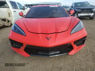 2021 Chevrolet Corvette 3LT z VIN 1G1YC2D4XM5100398, wystawiony jako Copart lot #49331985 z przebiegiem 8 800 mil mil oraz Szkoda całkowita • Salvage title. Historia ofert i sprzedaży dostępna na DreamBid. Obrazek 5.