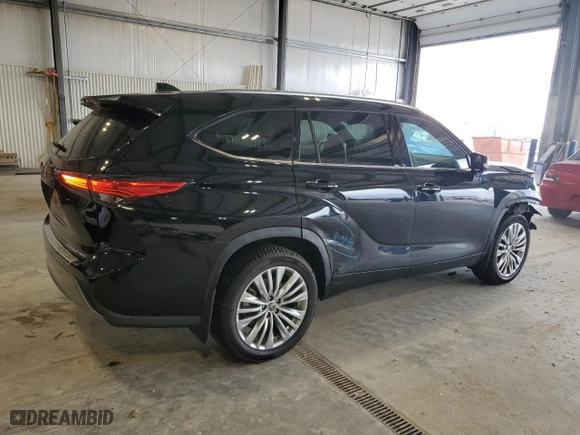 2023 Toyota Highlander L with VIN 5TDKDRBHXPS511825, listed as a Copart auction lot 50883895 with 27,312 mi miles and Salvage Title. Bid and sale history available at carsss.com. Image 3.
