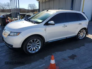 2013 Lincoln MKX with VIN 2LMDJ6JK8DBL60400, listed as a Copart auction lot 47014405 with 178,056 mi miles and Salvage Title. Bid and sale history available at carsss.com. Image 1.