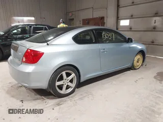 2005 Scion tC z VIN JTKDE177X50055888, wystawiony jako IAAI lot #41955037 z przebiegiem 129 632 mil mil oraz . Historia ofert i sprzedaży dostępna na DreamBid. Obrazek 4.
