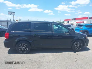 2018 Dodge Grand Caravan SE Plus with VIN 2C4RDGBG1JR198836, listed as a IAAI auction lot 42184601 with 95,576 mi miles and . Bid and sale history available at DreamBid. Image 13.
