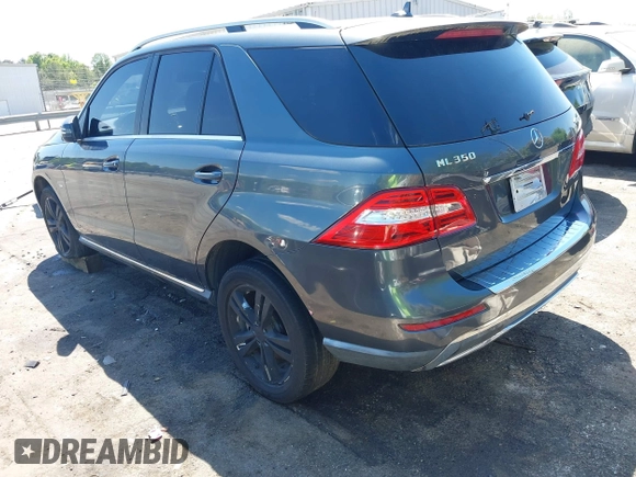 2012 Mercedes-Benz M ML 350 with VIN 4JGDA5HB6CA075264, listed as a IAAI auction lot 42059330 with 147,642 mi miles. Bid and sale history available at carsss.com. Image 3.
