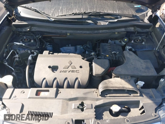 2020 Mitsubishi Outlander SE z VIN JA4AD3A36LZ020105, wystawiony jako IAAI lot #41835195 z przebiegiem 73 402 mil mil oraz . Historia ofert i sprzedaży dostępna na DreamBid. Obrazek 10.