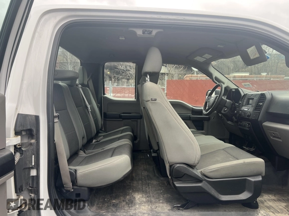 2017 Ford F-150 XL with VIN 1FTEX1E83HFA54391, listed as a IAAI auction lot 41825872 with 199,025 mi miles. Bid and sale history available at carsss.com. Image 5.
