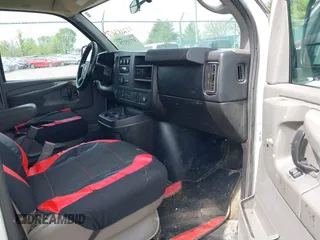2015 Chevrolet Express Passenger LT с VIN 1GAZG1FG8F1119472, выставлен на аукционе IAAI как лот 42115275 с пробегом 248 382 миль миль и . История ставок и продаж доступна на DreamBid. Изображение 5.