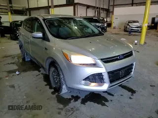 2013 Ford Escape SE с VIN 1FMCU0GX3DUB89970, выставлен на аукционе Copart как лот 89129775 с пробегом 141 223 миль миль и На запчасти • Non repairable. История ставок и продаж доступна на DreamBid. Изображение 14.