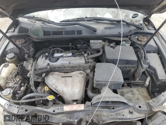 2011 Toyota Camry LE z VIN 4T1BF3EK4BU143155, wystawiony jako Copart lot #56717145 z przebiegiem Nie podano mil oraz Szkoda całkowita • Salvage title. Historia ofert i sprzedaży dostępna na DreamBid. Obrazek 11.