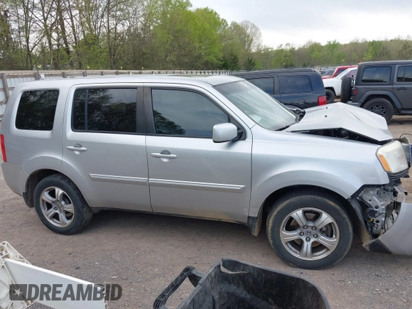 2012 Honda Pilot EX-L with VIN 5FNYF3H5XCB004016, listed as a IAAI auction lot 42059035 with 201,888 mi miles and . Bid and sale history available at carsss.com. Image 13.