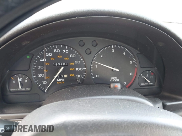 1997 Saturn SL z VIN 1G8ZH5285VZ117635, wystawiony jako IAAI lot #42153929 z przebiegiem 193 224 mil mil oraz . Historia ofert i sprzedaży dostępna na DreamBid. Obrazek 7.