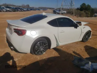 2020 Toyota 86 with VIN JF1ZNAA17L8752117, listed as a Copart auction lot 87920285 with 71,115 mi miles and Salvage Title. Bid and sale history available at carsss.com. Image 3.