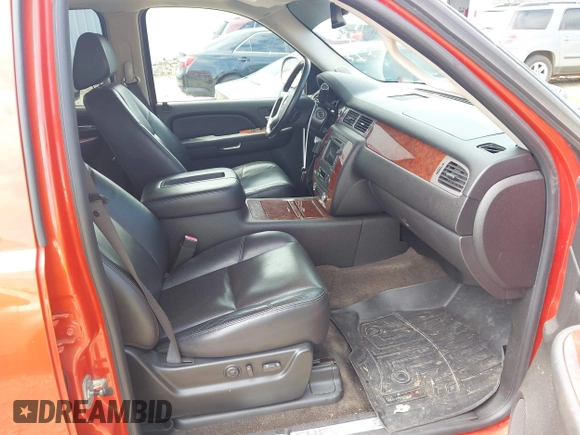 2009 Chevrolet Avalanche LTZ with VIN 3GNFK32059G229423, listed as a IAAI auction lot 42510957 with 192,935 mi miles and . Bid and sale history available at DreamBid. Image 5.