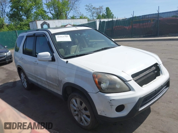 2005 Honda CR-V EX SE with VIN SHSRD78905U306740, listed as a IAAI auction lot 42163785 with 1 mi miles. Bid and sale history available at carsss.com. Image 1.