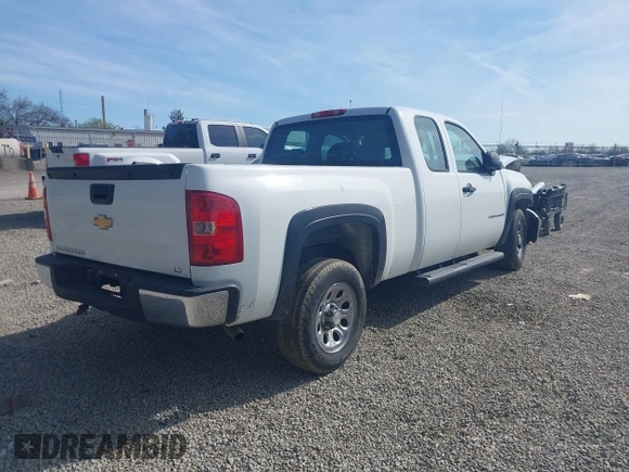 2007 Chevrolet Silverado 1500 Work Truck with VIN 2GCEC19C671704072, listed as a IAAI auction lot 42081776 with Not Provided miles and . Bid and sale history available at DreamBid. Image 4.