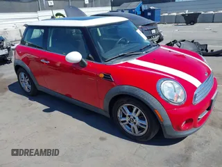 2012 MINI Hardtop with VIN WMWSU3C58CT541805, listed as a IAAI auction lot 42651734 with 133,314 mi miles and . Bid and sale history available at DreamBid. Image 1.