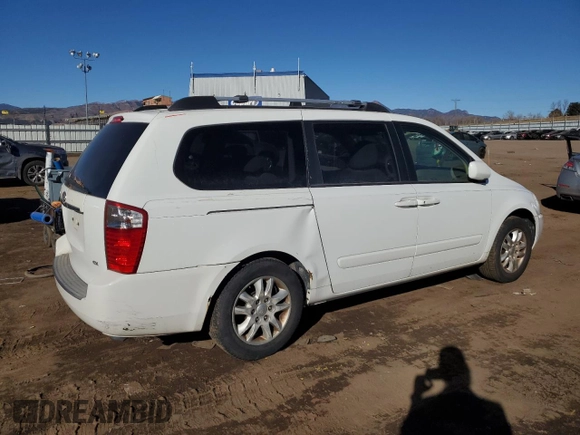 2007 Kia Sedona LX with VIN KNDMB233776123024, listed as a Copart auction lot 43952805 with 201,452 mi miles and Clean Title. Bid and sale history available at carsss.com. Image 3.