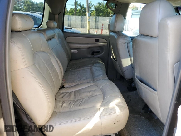 2001 Chevrolet Suburban LT with VIN 3GNEC16T11G144696, listed as a Copart auction lot 72712924 with 0 mi miles and Salvage Title. Bid and sale history available at carsss.com. Image 12.