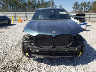 2024 BMW X5 sDrive40i with VIN 5UX13EU01R9S43357, listed as a Copart auction lot 46348935 with 11,451 mi miles and Salvage Title. Bid and sale history available at carsss.com. Image 5.