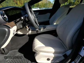 2023 Mercedes-Benz E 350 with VIN W1KZF8EB5PB132464, listed as a Copart auction lot 44627685 with 2,776 mi miles and Salvage Title. Bid and sale history available at DreamBid. Image 7.