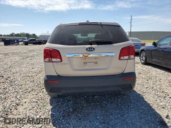 2011 Kia Sorento LX with VIN 5XYKT3A12BG045415, listed as a Copart auction lot 50839735 with 204,941 mi miles and Clean Title. Bid and sale history available at carsss.com. Image 6.
