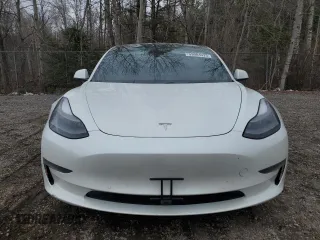 2021 Tesla Model 3 Standard Range Plus z VIN 5YJ3E1EA0MF906162, wystawiony jako Copart lot #53004925 z przebiegiem 149 163 mil mil oraz Tytuł czysty. Historia ofert i sprzedaży dostępna na DreamBid. Obrazek 5.