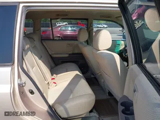 2006 Toyota Highlander with VIN JTEGP21A260095615, listed as a IAAI auction lot 41979567 with 122,904 mi miles. Bid and sale history available at carsss.com. Image 8.
