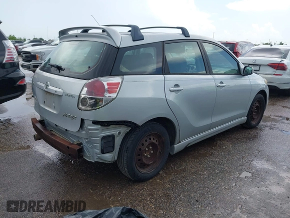 2006 Toyota Matrix STD z VIN 2T1KR32E96C579254, wystawiony jako IAAI lot #42510755 z przebiegiem 226 066 mil mil oraz . Historia ofert i sprzedaży dostępna na DreamBid. Obrazek 4.