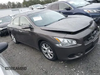 2013 Nissan Maxima SV with VIN 1N4AA5AP5DC819199, listed as a IAAI auction lot 41519631 with 122,934 mi miles and . Bid and sale history available at carsss.com. Image 1.
