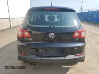 2011 Volkswagen Tiguan with VIN WVGCV7AX8BW511387, listed as a Copart auction lot 57284625 with 284,102 mi miles and Salvage title. Bid and sale history available at DreamBid. Image 6.