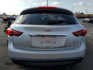 2016 Infiniti QX70 with VIN JN8CS1MW7GM753074, listed as a Copart auction lot 44591025 with 128,120 mi miles and Salvage Title. Bid and sale history available at DreamBid. Image 6.