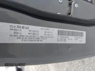 2017 Dodge Charger SE with VIN 2C3CDXBG7HH553583, listed as a IAAI auction lot 41925229 with 121,777 mi miles. Bid and sale history available at carsss.com. Image 9.