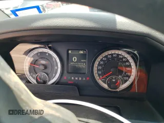 2018 Ram 1500 Express z VIN 1C6RR7KT8JS339244, wystawiony jako Copart lot #56287825 z przebiegiem 71 757 mil mil oraz Szkoda całkowita • Salvage title. Historia ofert i sprzedaży dostępna na DreamBid. Obrazek 9.