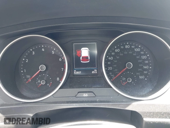 2018 Volkswagen Tiguan SEL with VIN 3VV2B7AX9JM058518, listed as a IAAI auction lot 42558129 with 82,807 mi miles and . Bid and sale history available at DreamBid. Image 7.
